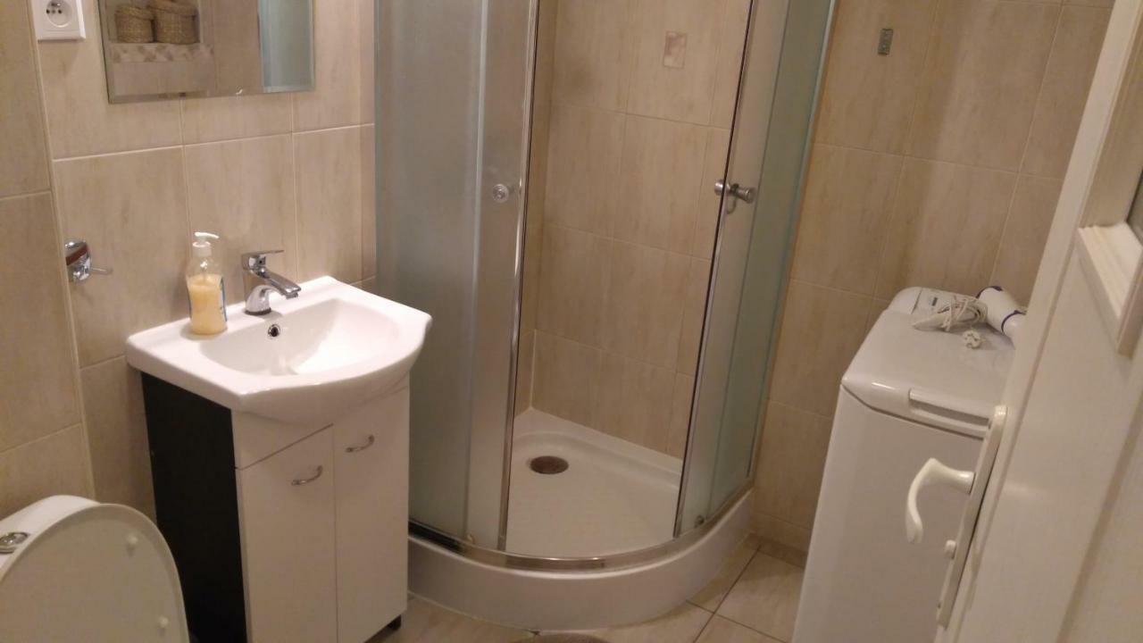 Apartamenty Varsovie Żelazna Buitenkant foto